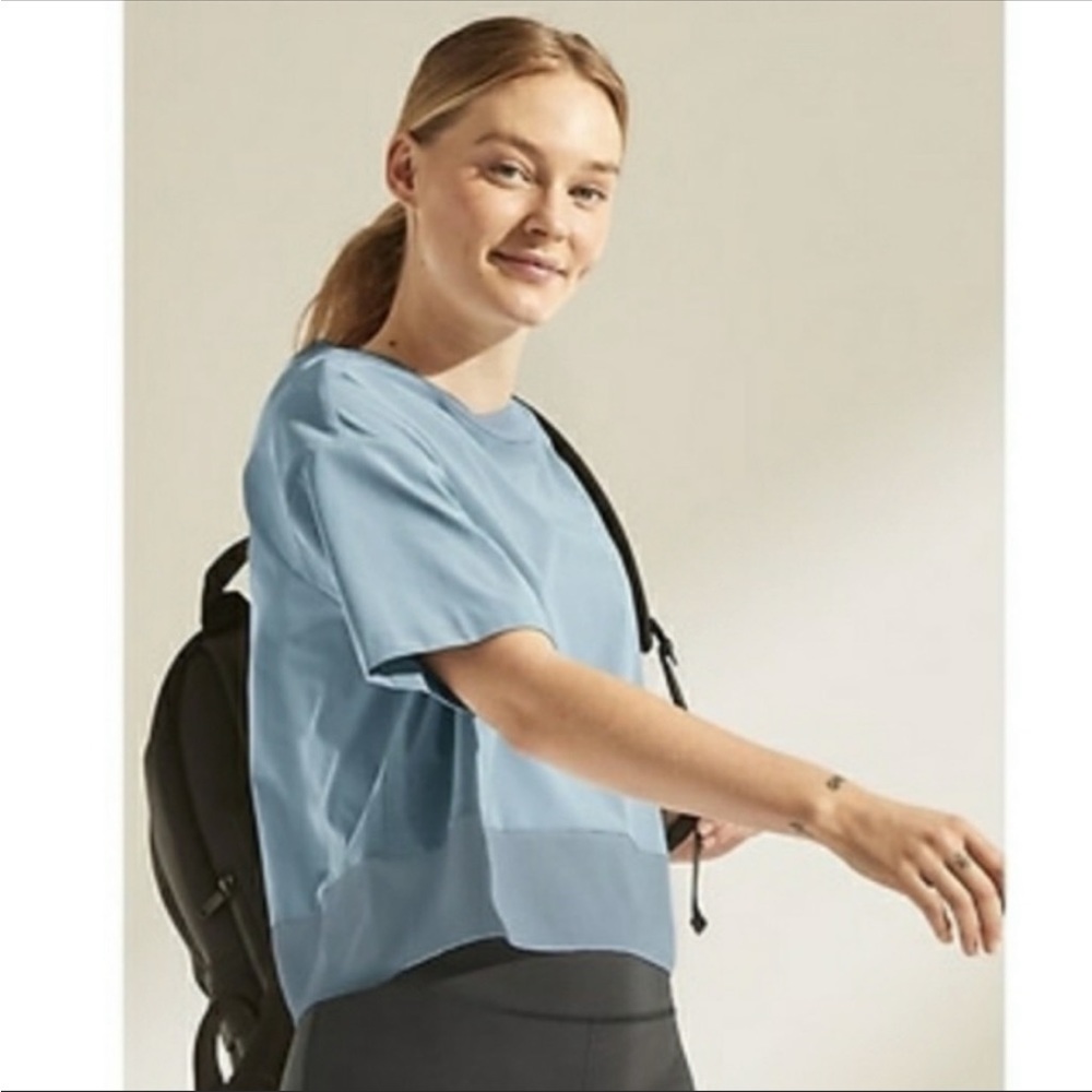 ATHLETA Zephyr Cropped Dolman Athletic Top Size M